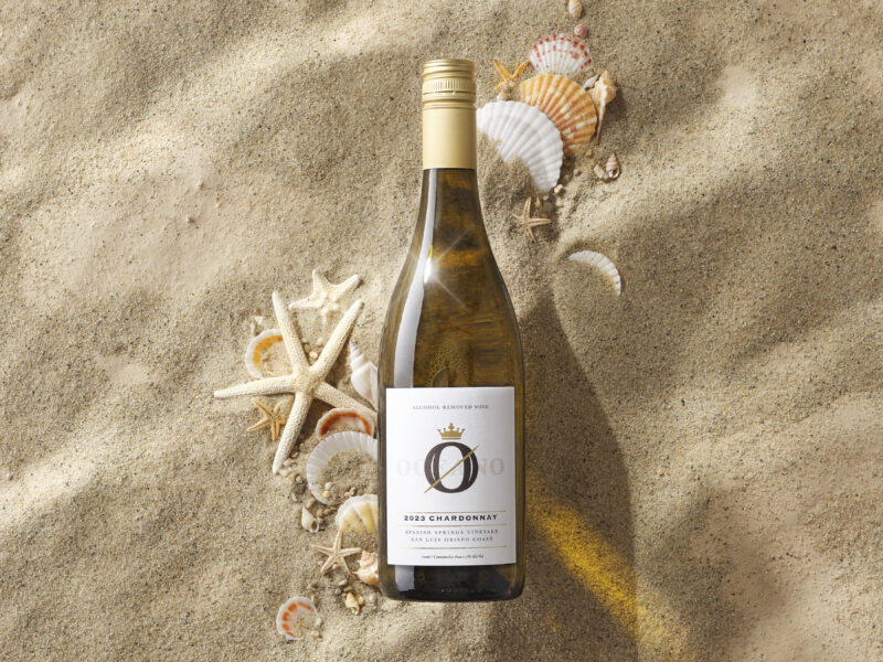 Oceano Zero Chardonnay Bottle in Beach Scene