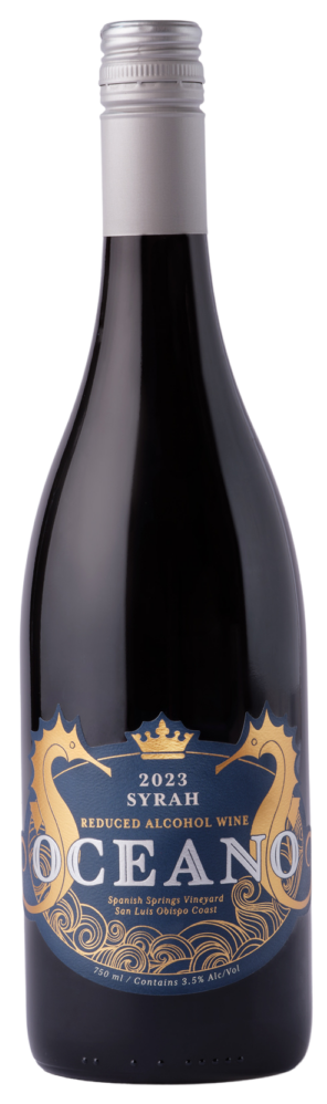 A Oceano Zero 2023 Syrah bottle.